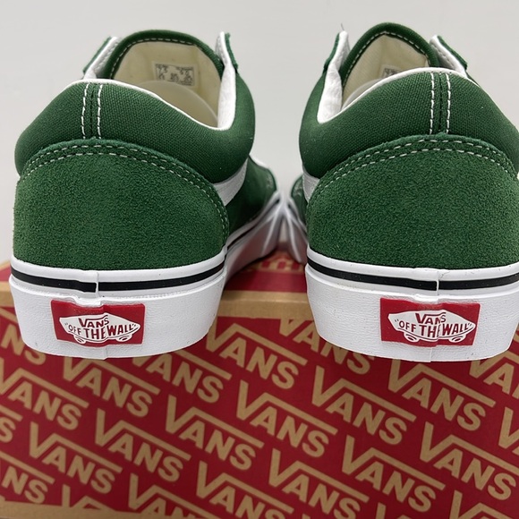 Vans WMNS Old Skool Vr3 Color Theory Greener Past
VN0005UF6QU
Sneakersrs - Picture 13 of 16
